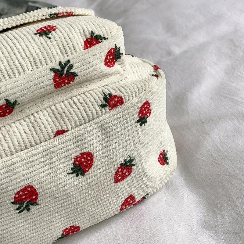 2026 Cute Strawberry Shoulder Bag Casual Zipper Trendy Crossbody Bag Tote Handbag for Women Girls Travel