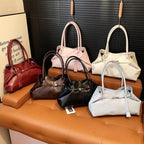 2026 2026 New Large Capacity Soft Leather Pleated Women's Handbag Retro Commuter Tote Bag Quality Single
