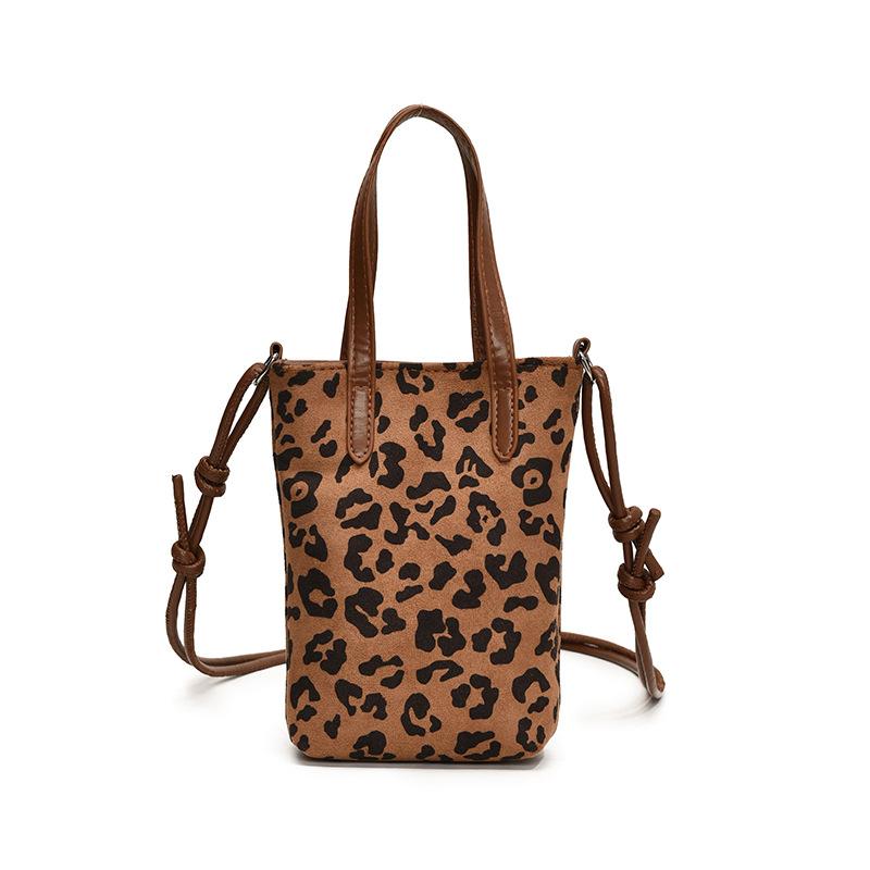 2026 Design Mini PU Leather Crossbody Bag For Women 2026 Korean Fashion Design Female Retro Shoulder Bag