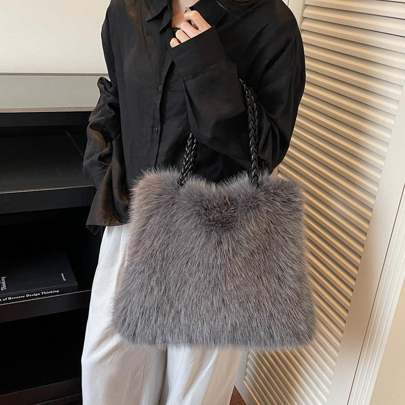 2026 Fashion Women Furry Shoulder Bag Large Capacity Tote Handle Bag for Autumn Winter Outing Commuter